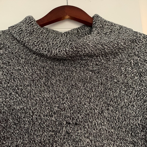 Black and White Turtleneck Sweater - Picture 2 of 4